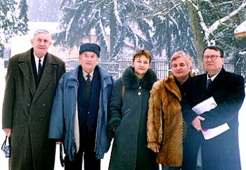 Група учасників конференції (зліва направо): Т.Попович, Г.Бескид, Л.Ільченко, М.Мальцовська, С.Конечні.