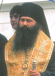 Фото : Єпископ Мукачівський і Ужгородський Агапіт