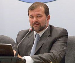 Глава администрации Президента Украины В.И.Балога.