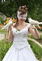 Кэтрин О'Конор приехала на Закарпатье как турист и приняла участие в первом ужгородском Параде невест