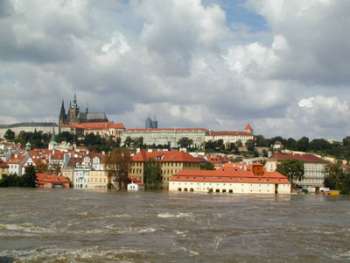 Большая Вода не пощадила и Прагу