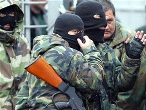 На областной центр Закарпатья напали «террористы» 