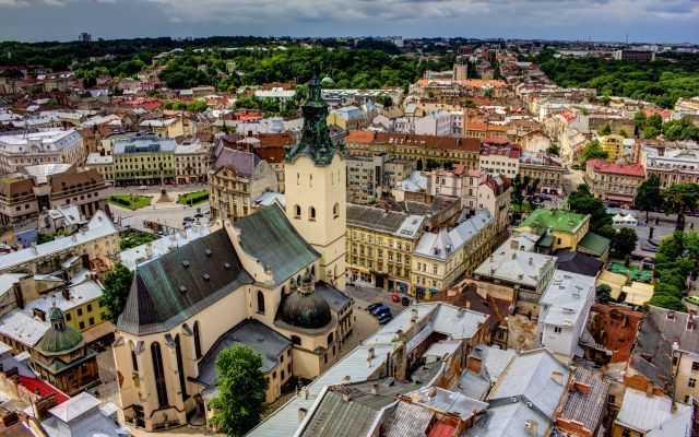 У чому полягає різниця між Львовом та іншими містами України?