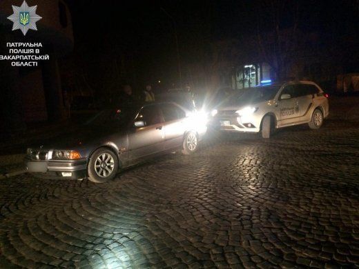 На Закарпатье полиция задержана водителя в которого обнаружили наркотические вещества
