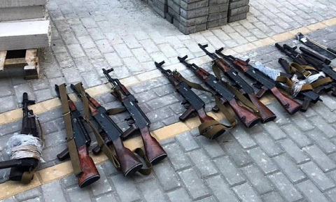 Украинцы держат у себя дома до пяти миллионов единиц оружия
