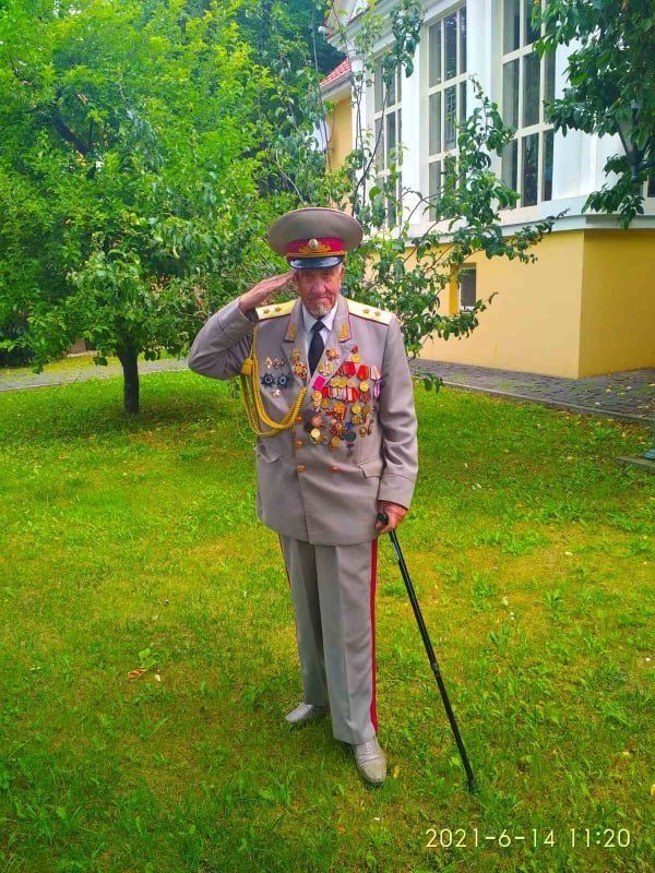 Віктору Шилову – вже 81 рік і з нагоди 30-ліття виведення радянських військ з Угорщини він поспілкувався з журналістами
