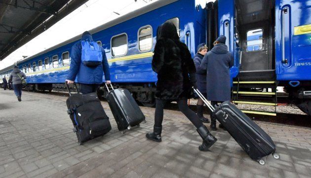 Відкрито продаж квитків на рейси, що сполучують Закарпаття з Києвом