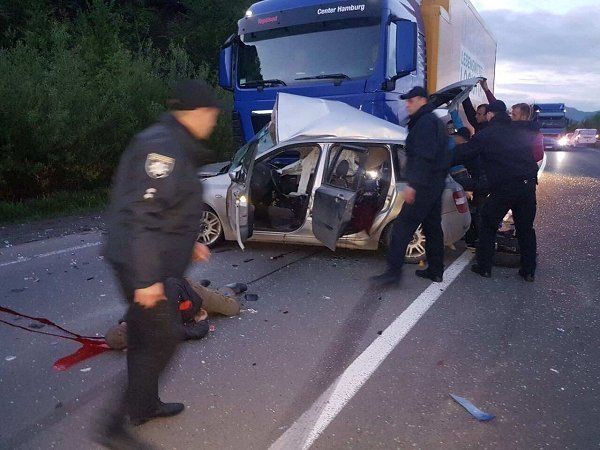 Смертельное ДТП в Закарпатье на трассе "Киев-Чоп", трое погибших