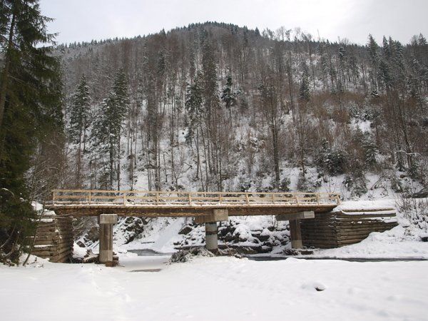 Новозбудований міст у «Мокрянському».