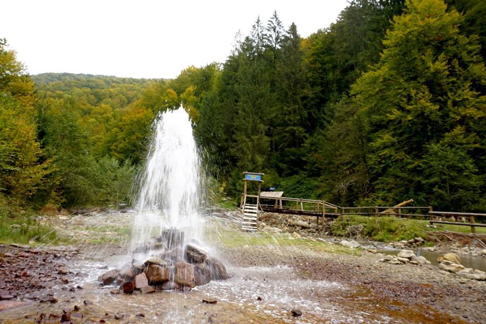 Закарпатське Вучкове відоме єдиним в Україні гейзером
