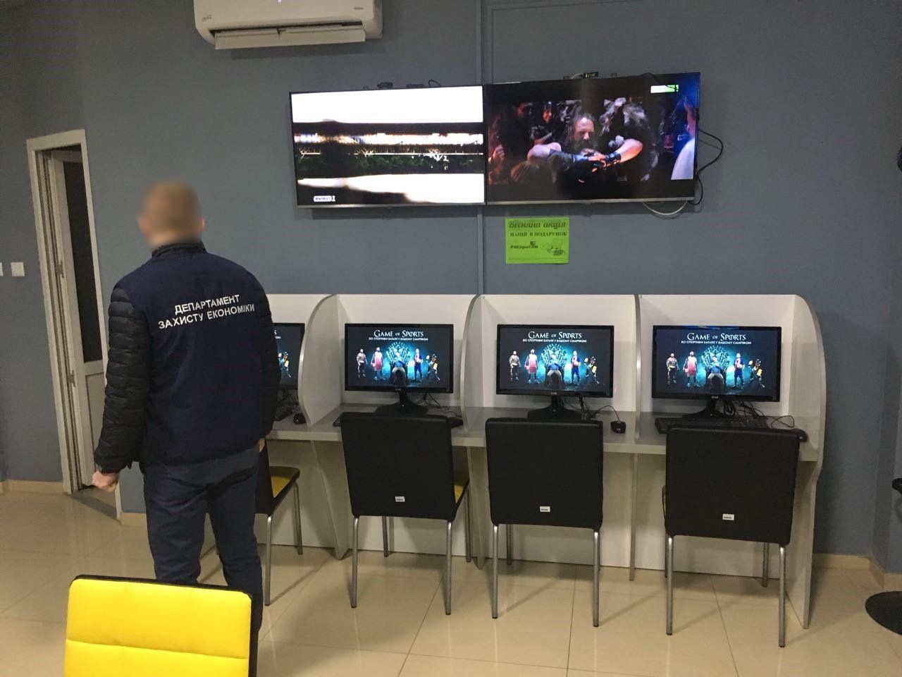Закарпатські поліцейські припинили діяльність 4 підпільних закладів в Ужгороді