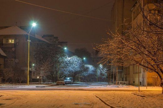 Сніг перетворив столицю Закарпаття у казкове романтичне місто
