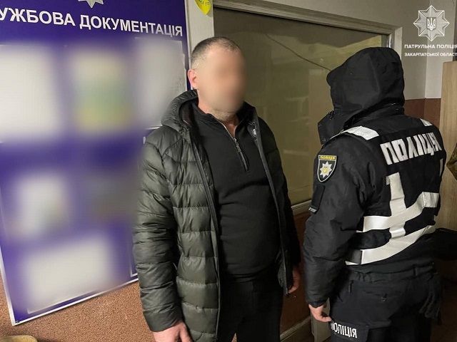 На въезде в Закарпатье задержали пассажира с боеприпасами