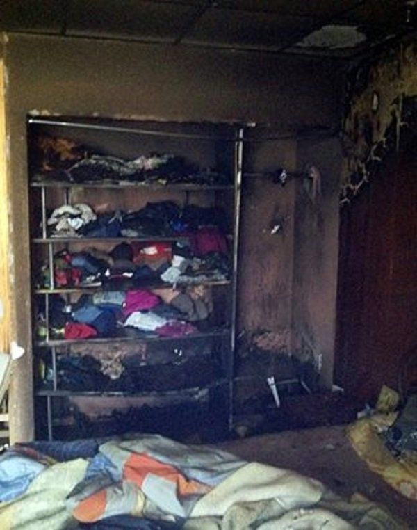 Огонь повредил предметы домашнего обихода и часть комнаты