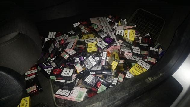 Закарпаття. Дві партії тютюнових виробів затримали вночі прикордонники у ПП «Малий Березний"