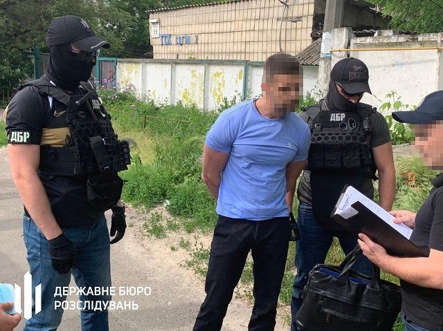 В Києві чиновник Укртрансбезпеки організував корупційний бізнес на перевізниках