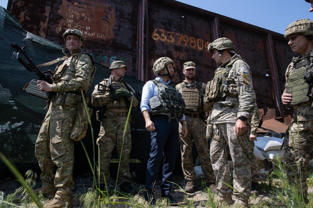 Президент Зеленський відвідав передові позиції Збройні Сили України на Луганщині
