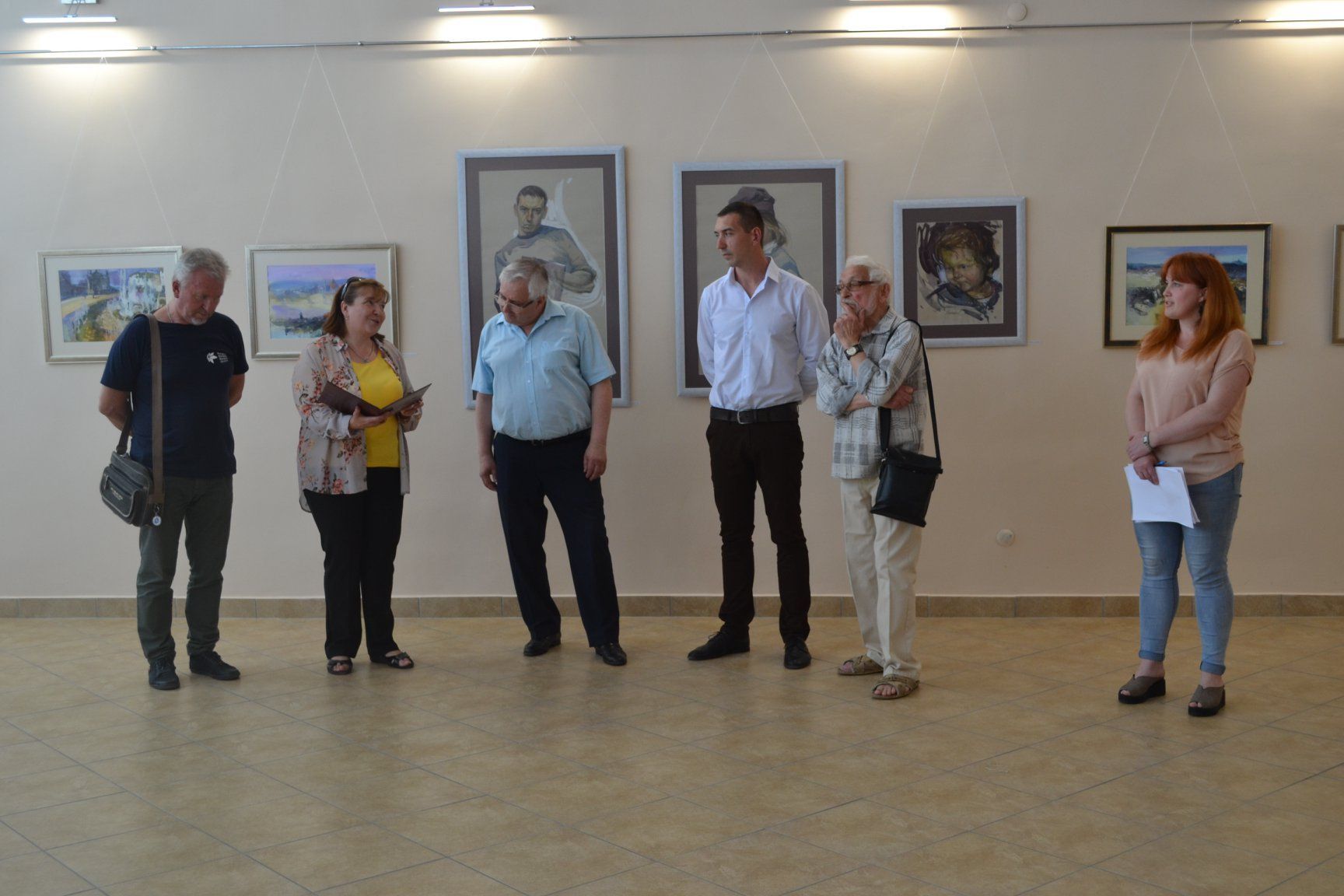 У виставкових залах Закарпатського музею народної архітектури і побуту відкрилися дві персональні виставки