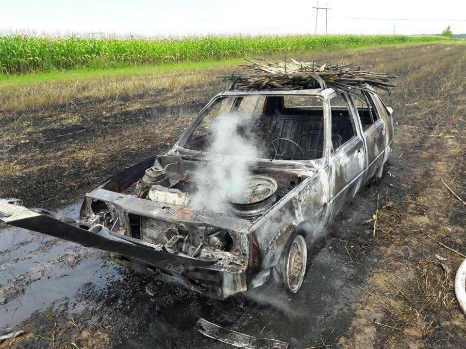 Закарпаття: біля села на Виноградівщині вщент вигорів легковий автомобіль