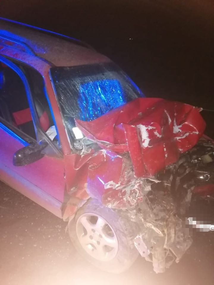 Вночі на Закарпатті розбилися вщент два автомобілі — винуватець ДТП у лікарні