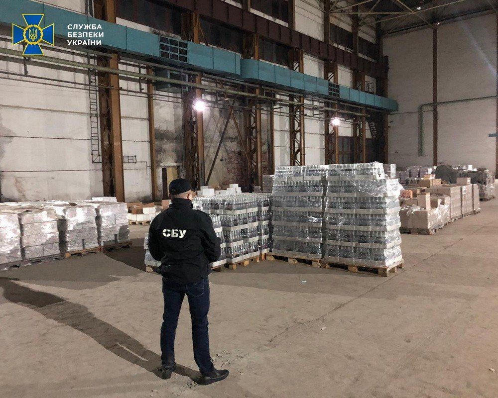Українська спецслужба ліквідувала на Закарпатті регіональну "алкогольну банду"