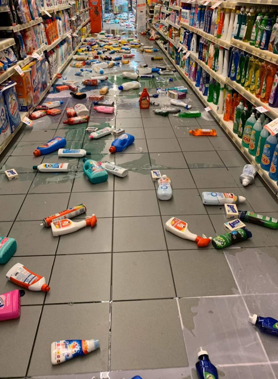 В Італії трапився потужний землетрус — побиті товари в магазинах та паніка