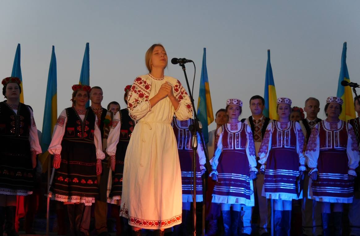 Молитвой за родную Украину, за единство нашего народа, за его счастливое будущее