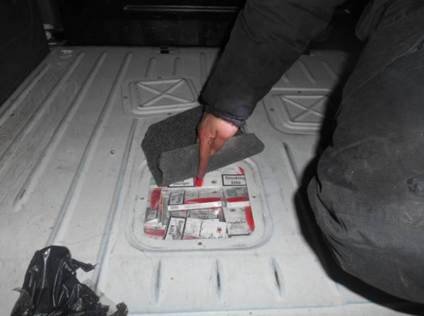 29-летний венгр упаковал свой автомобиль сигаретами