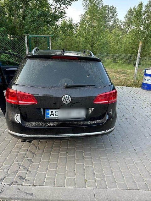 В Закарпатье на границе мужик в свой день рождения лишился авто