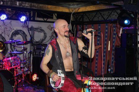 Концерт популярной рок-группы "Гайдамаки" в Ужгороде