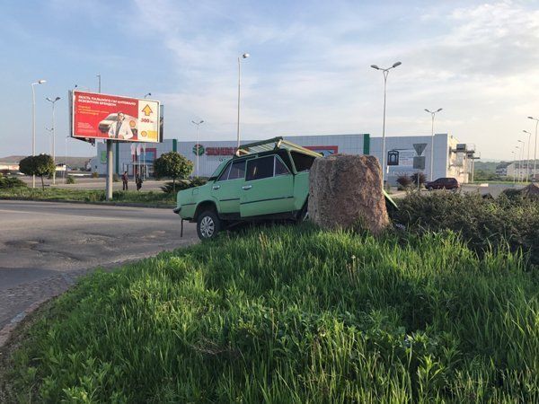 Ночью на выезде из Мукачево произошло ДТП