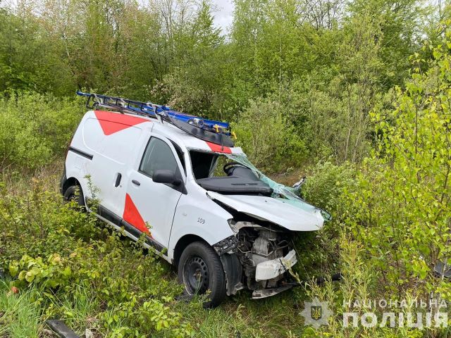 Водитель BMW вылетел на встречку и врезался RENAULT - смертельное ДТП в Закарпатье