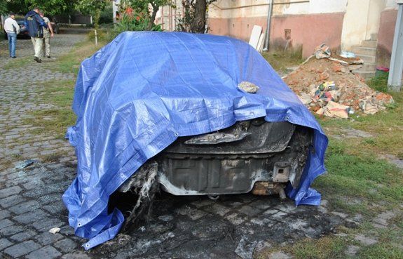 В Мукачеве ночью подожгли автомобиль
