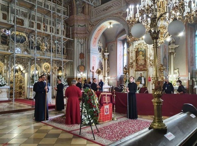 В Ужгороді розпочалось прощання з померлим главою Мукачівської греко-католицької єпархії