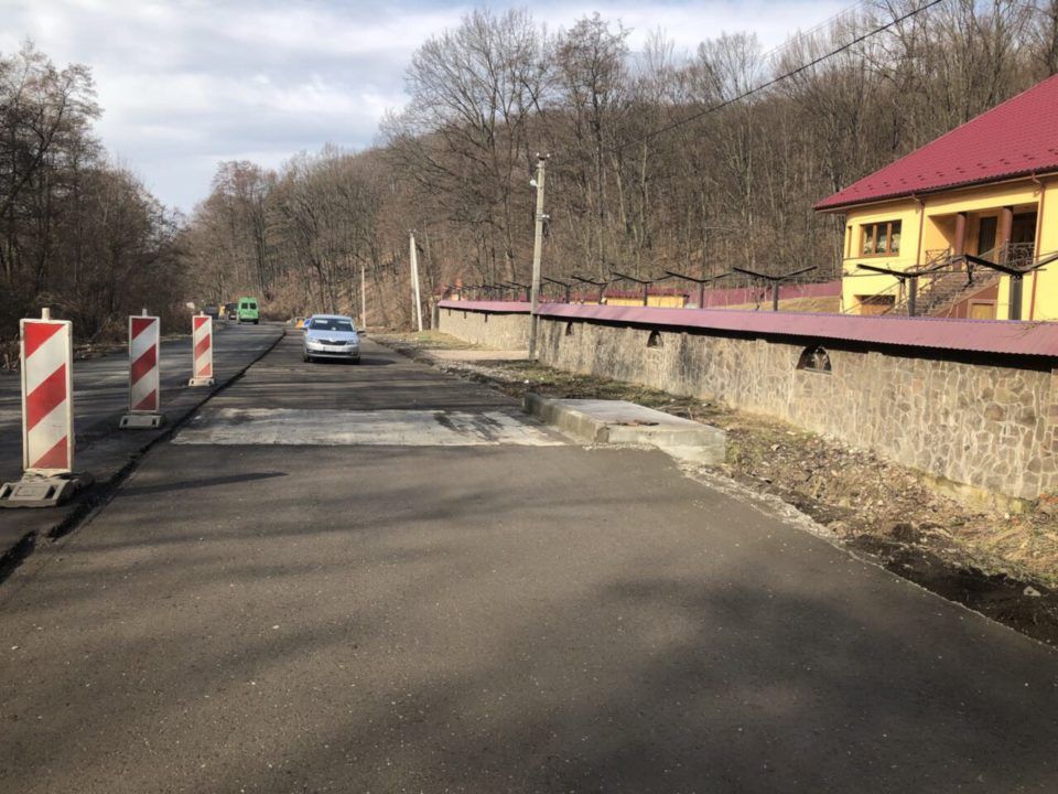 В Закарпатье ремонтируют мосты, которые не трогали со времен их постройки 
