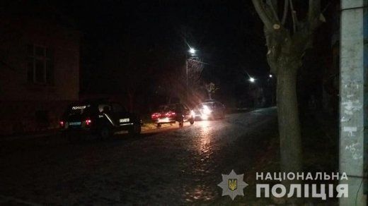 В Мукачево просто под стенами дома угнали автомобиль 