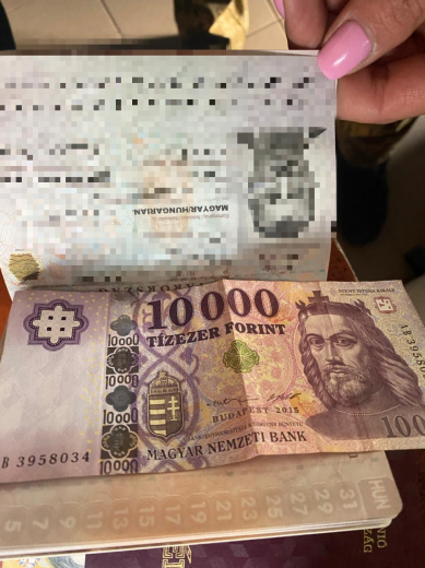В Закарпатье бедных пограничников бомбардировали деньгами с двух сторон 