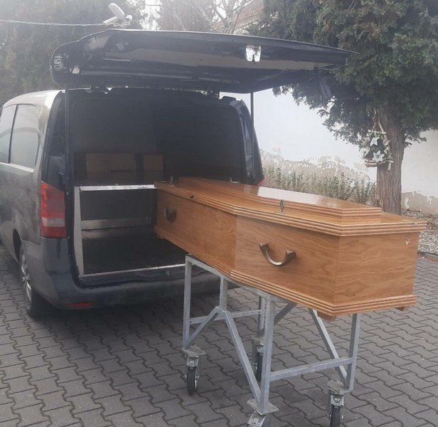 Убийство заробитчанина из Закарпатья: Тело парня везут домой спустя несколько месяцев