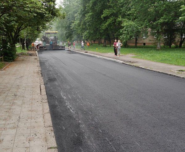 Улица Заньковецкая в Ужгороде перекрыта в связи с ремонтом