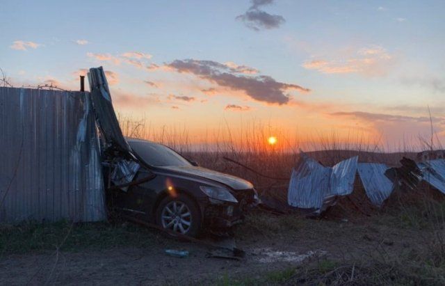 Мажорное ДТП на БАМе в Ужгороде: "Lexus" разрушен, номерные знаки оперативно сняли 