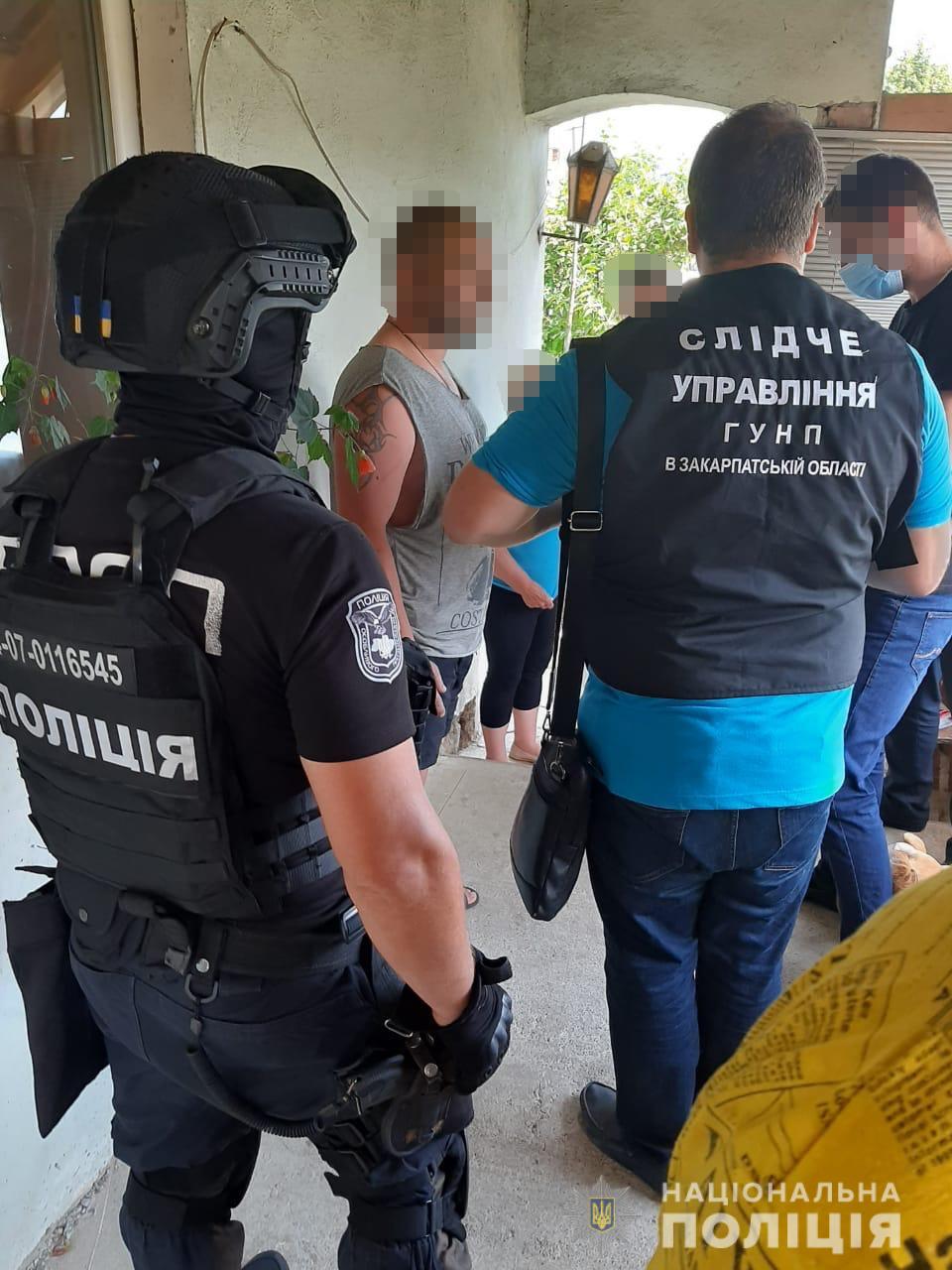 На территории Закарпатья спецназ пресёк крупную группу наркоторгоцев 