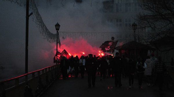 В Ужгороде прошел черный "Марш славы"