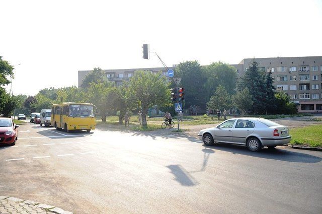На Занковецкой в Ужгороде запустили двухстороннее движение