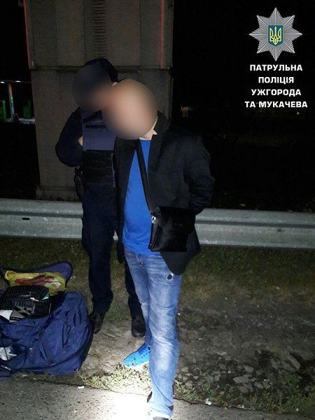 За сутки в Закарпатье полицейские задержали 2-х правонарушителей с оружием