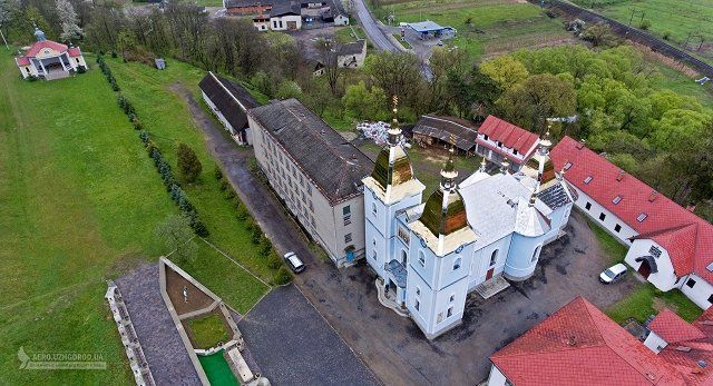 Село Малый Березный и его Васильянский монастырь