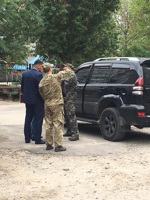 В Николаеве неизвестные подложили взрывчатку в авто депутата