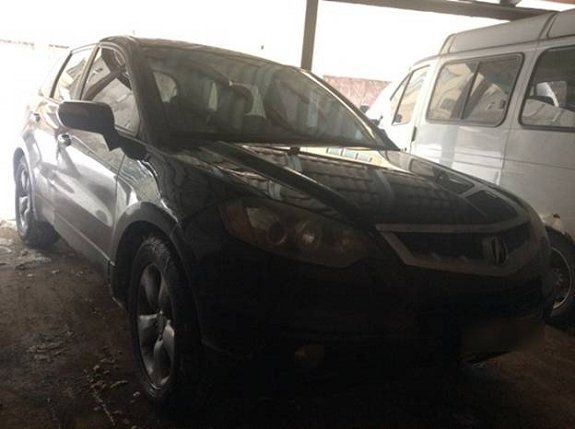 Полиция с погоней задержала угнанный в Мукачево джип"Acura"