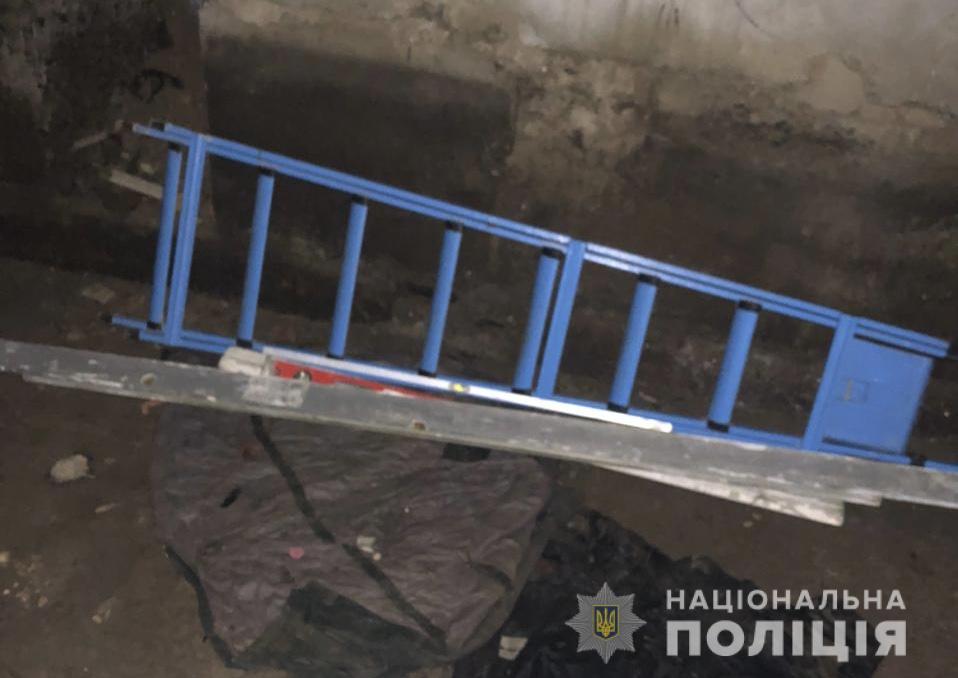 В Мукачево 20-летний парень сорвал настоящий "куш" на стройке 