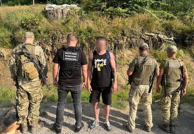 10 мужчинам не фортануло на выходных в Закарпатье на границе