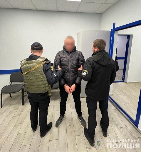 Ни заработка, ни телефона: В Ужгороде произошло дерзкое ограбление врача 